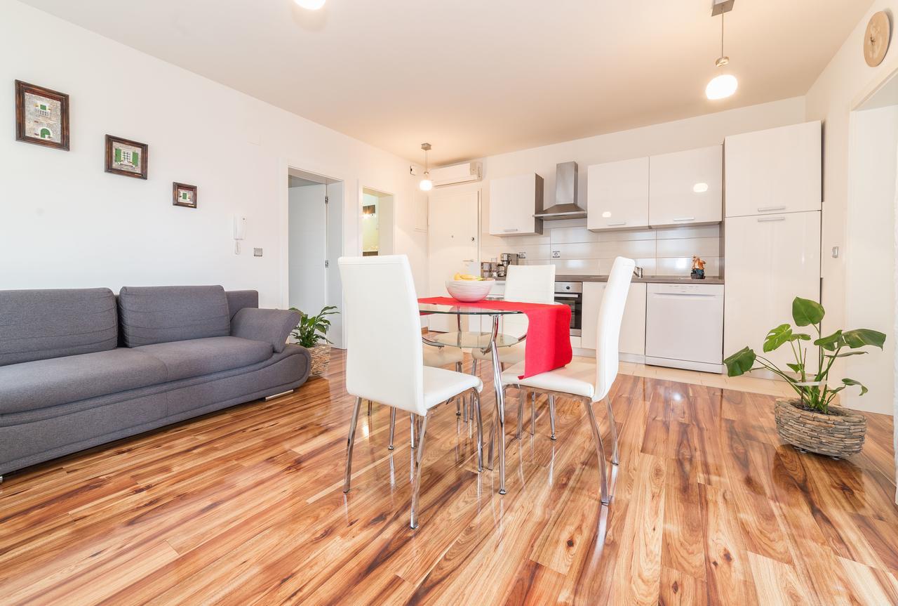 Apartman Dukic Vodice Exteriör bild