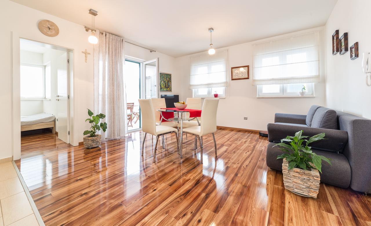 Apartman Dukic Vodice Exteriör bild