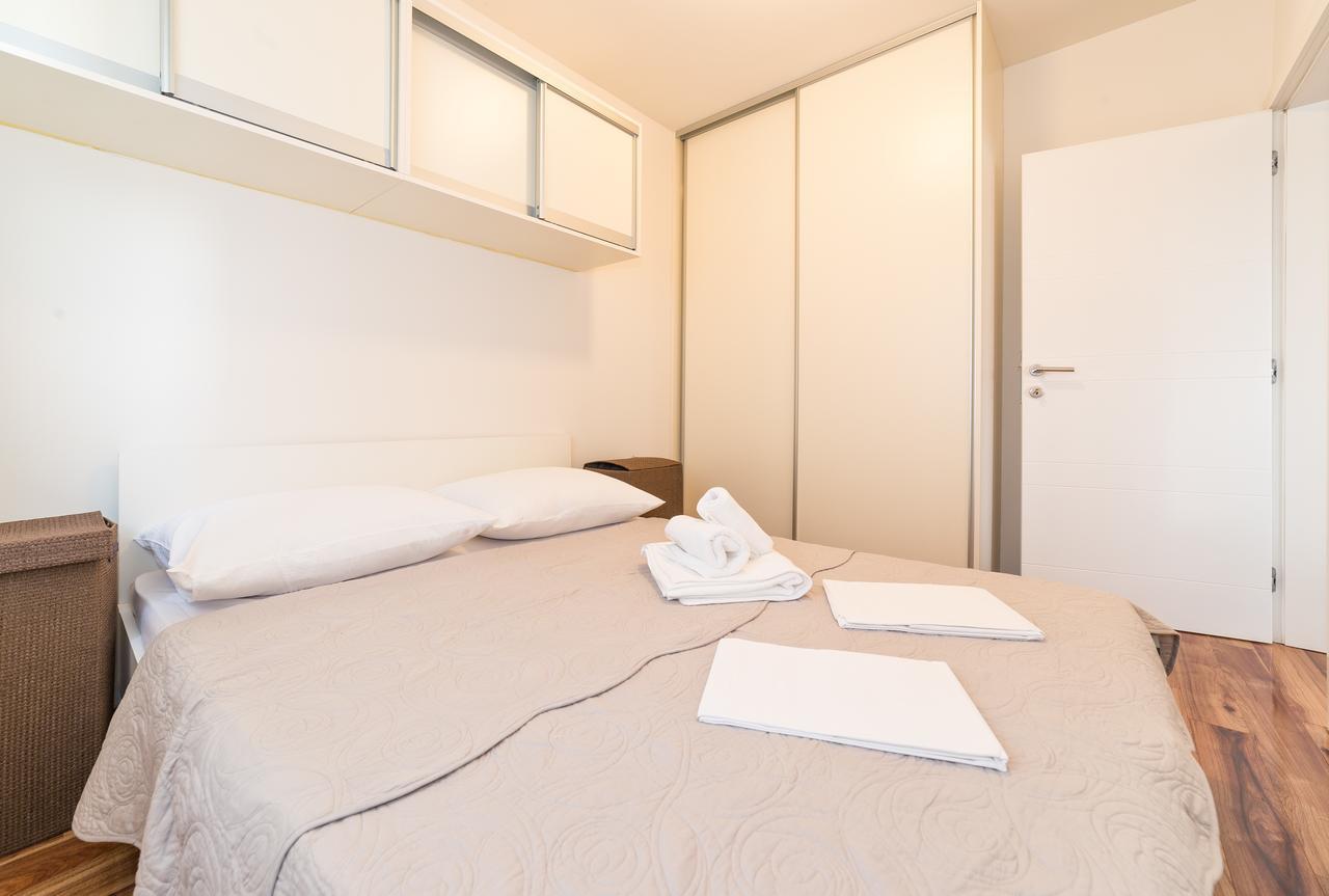 Apartman Dukic Vodice Exteriör bild